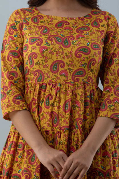 Printed Flared Ankle 3/4 Sleeves Round Neck Cotton Kurta