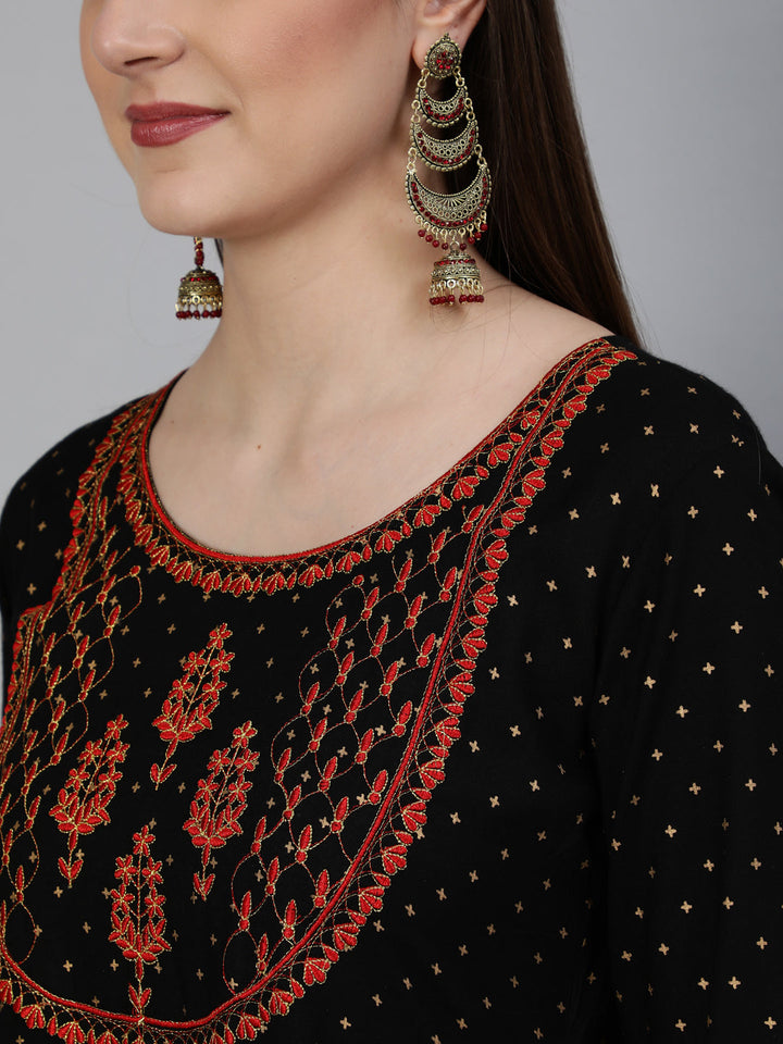 Rayon  Foil Printed Flared 3/4 Sleeve Round Neck Ankle Length Kurta