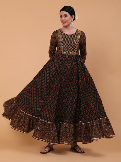 Cotton Full Length Embroidered Flared 3/4 Sleeve Round Neck Kurta Dupatta Set