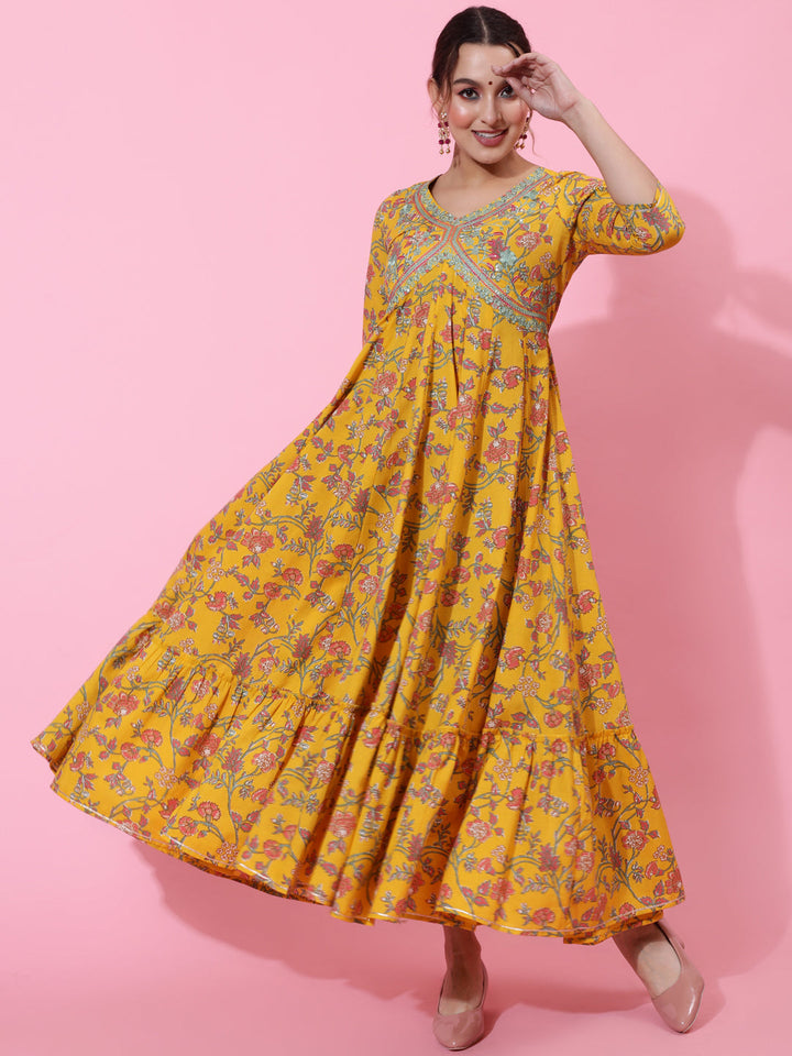 Cotton Ankle Length Printed Flared 3/4 Sleeves V-Neck Kurta