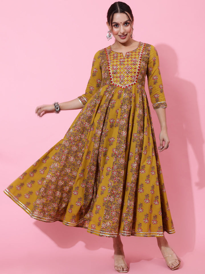 Cotton Ankle Length Printed Flared 3/4 Sleeves Round Neck Kurta