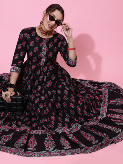 Cotton Ankle Length Printed Flared 3/4 Sleeves Round Neck Kurta