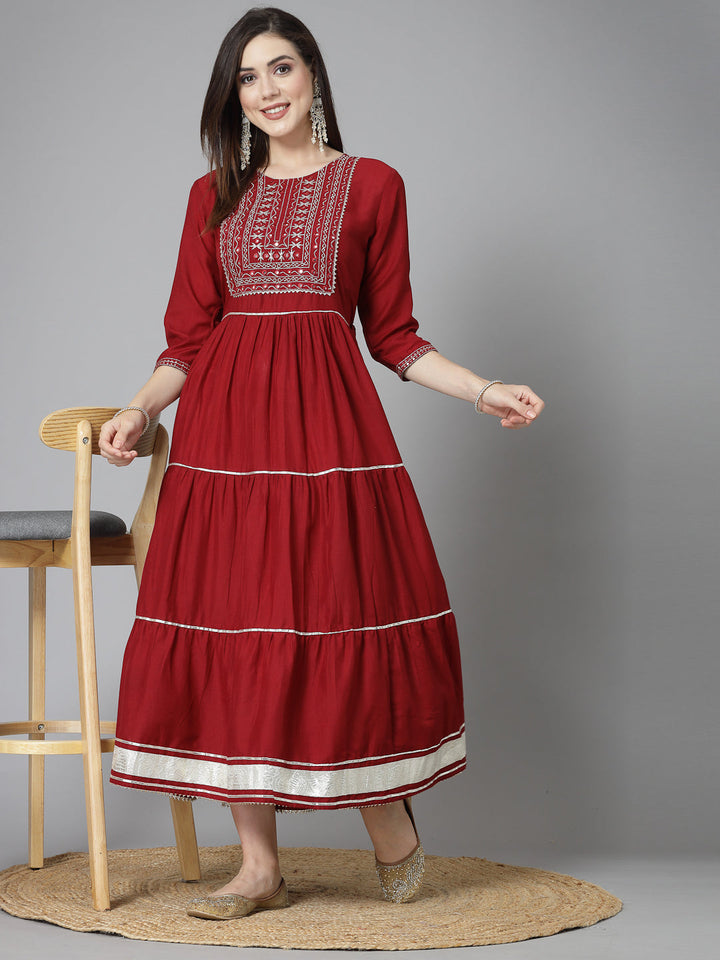 Embroidered &amp; Embellished Silk Blend Tiered Dress Kurta