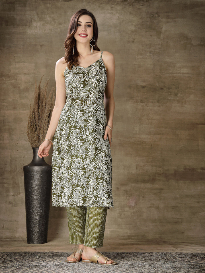 Printed Cotton Blend Straight Kurta Pant Set