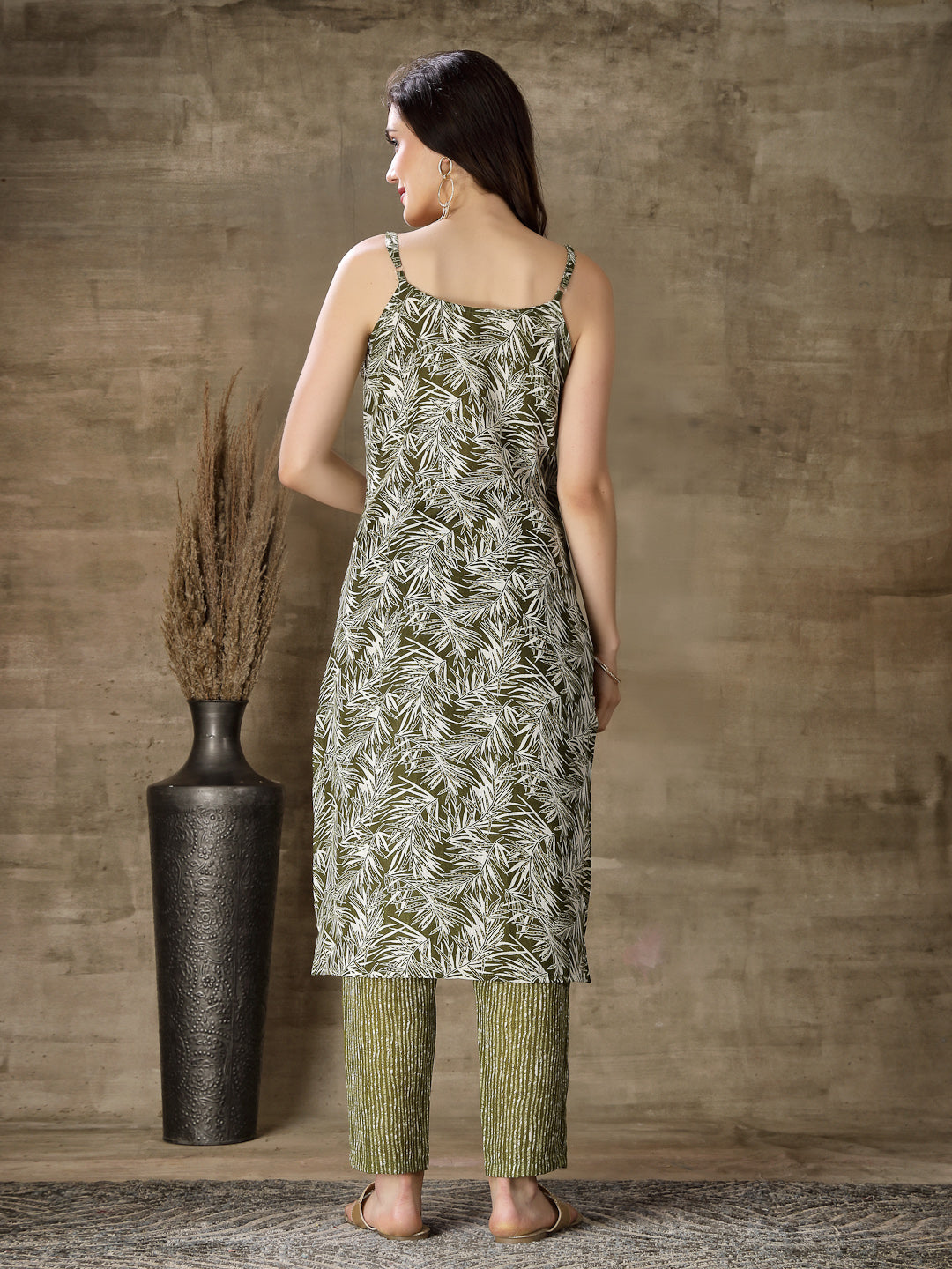 Printed Cotton Blend Straight Kurta Pant Set
