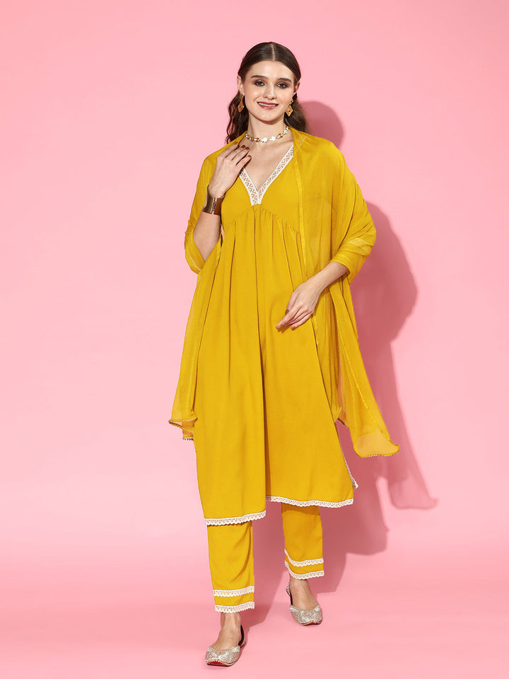 Solid Crepe Naira cut Kurta Pant Dupatta Set