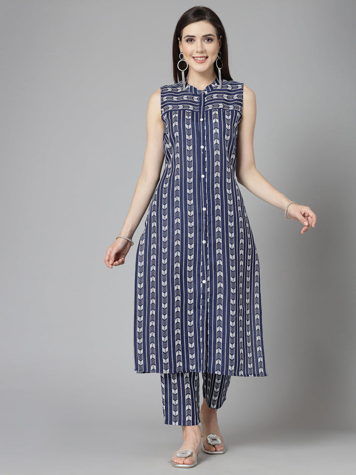 Printed Cotton Blend Straight Kurta Pant Set