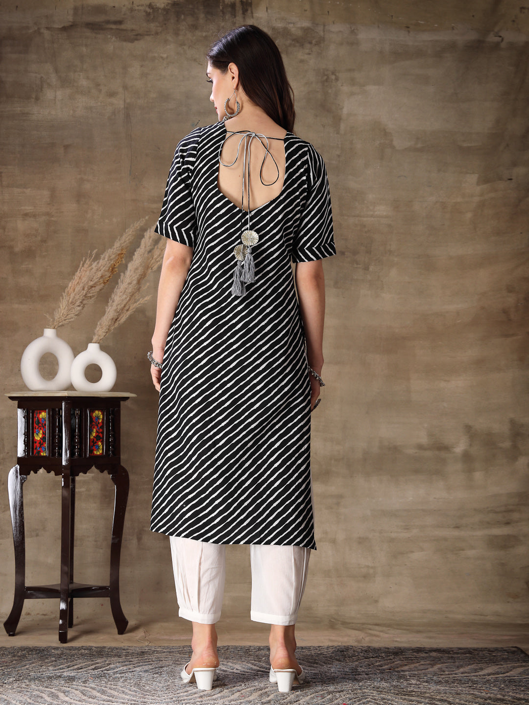 Lehariya Printed Cotton Straight Kurta Pant Set