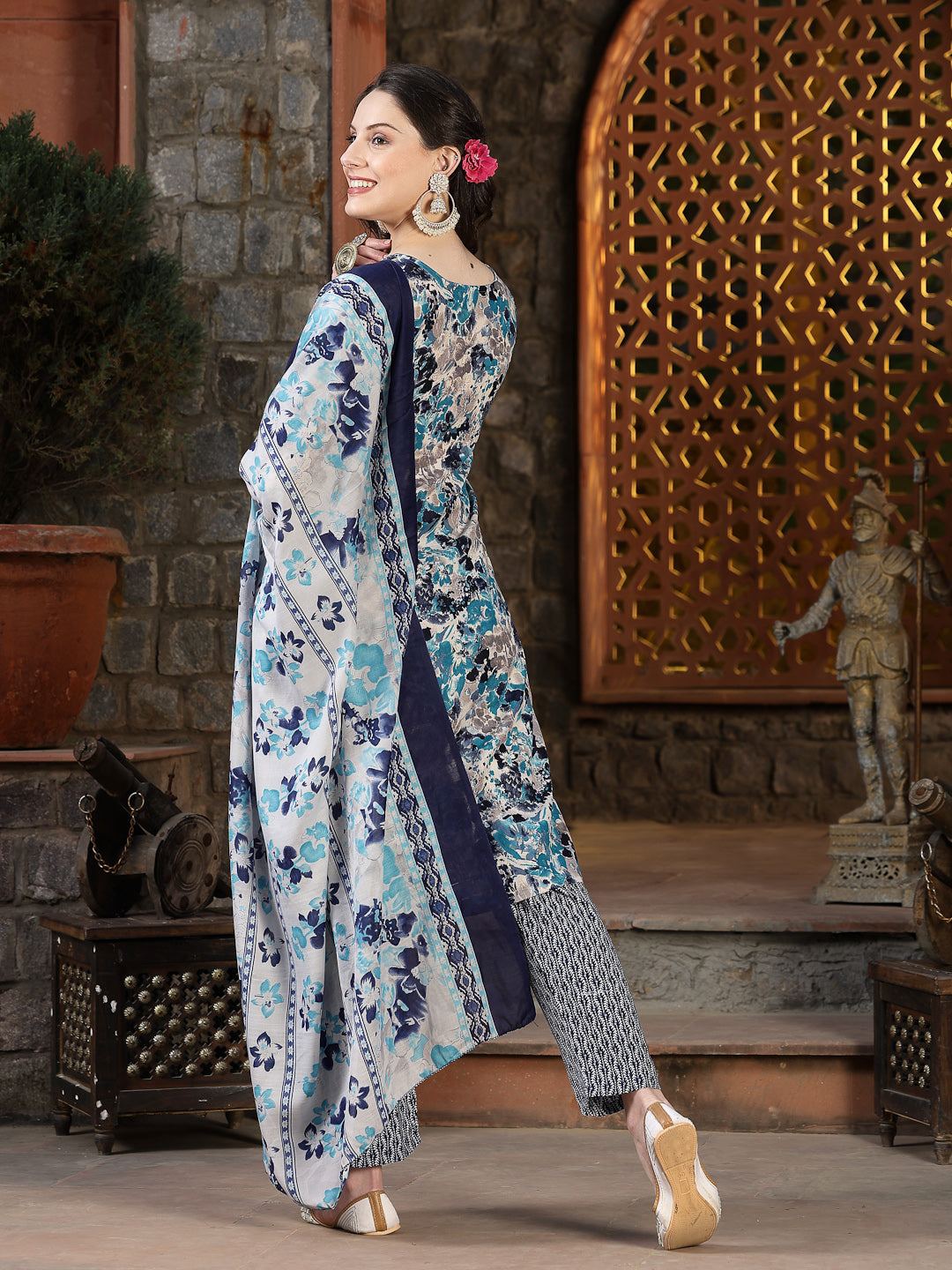 Floral Printed Cotton Blend Straight Kurta Pant Dupatta Set
