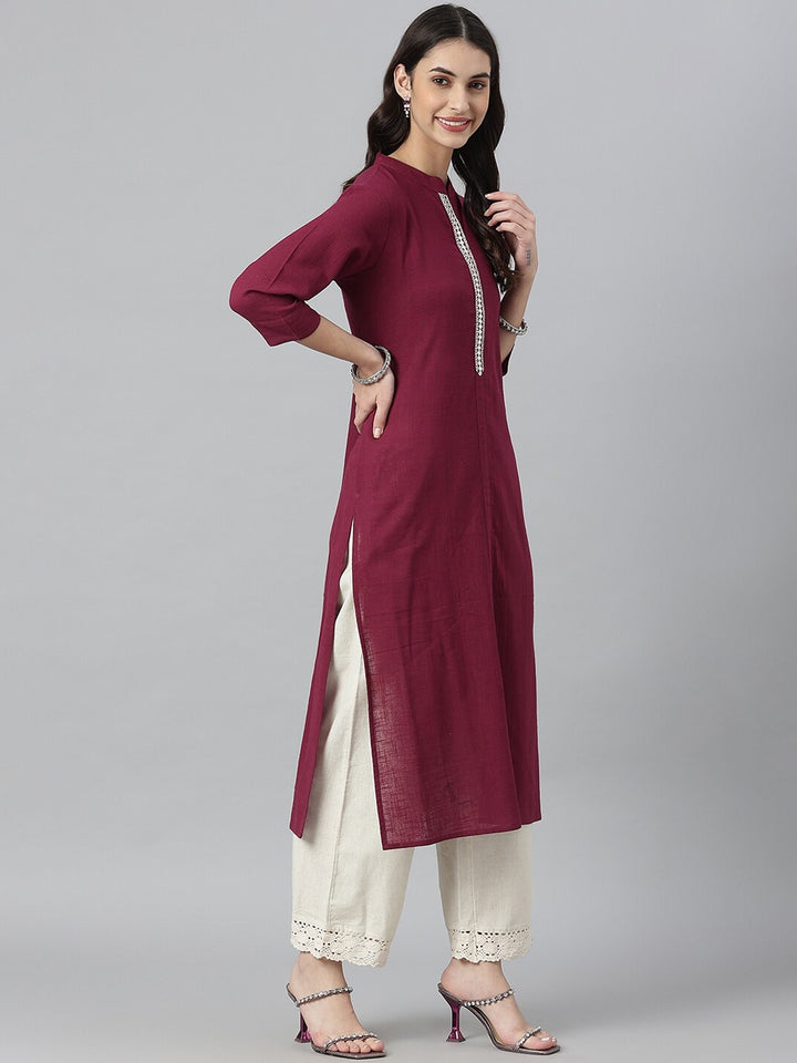 Solid Mirror Embroidered Cotton Slub Straight Kurta