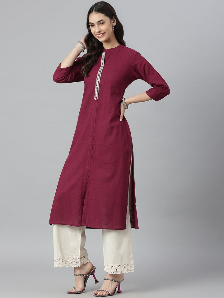 Solid Mirror Embroidered Cotton Slub Straight Kurta