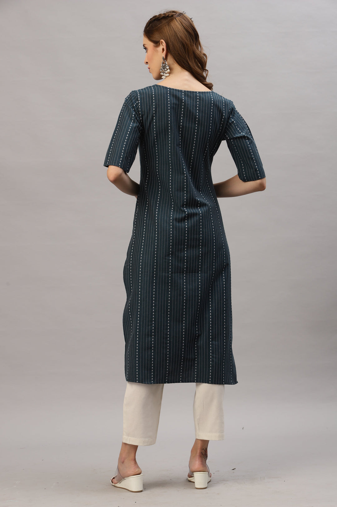 Self Woven Striped Cotton Blend Straight Kurta