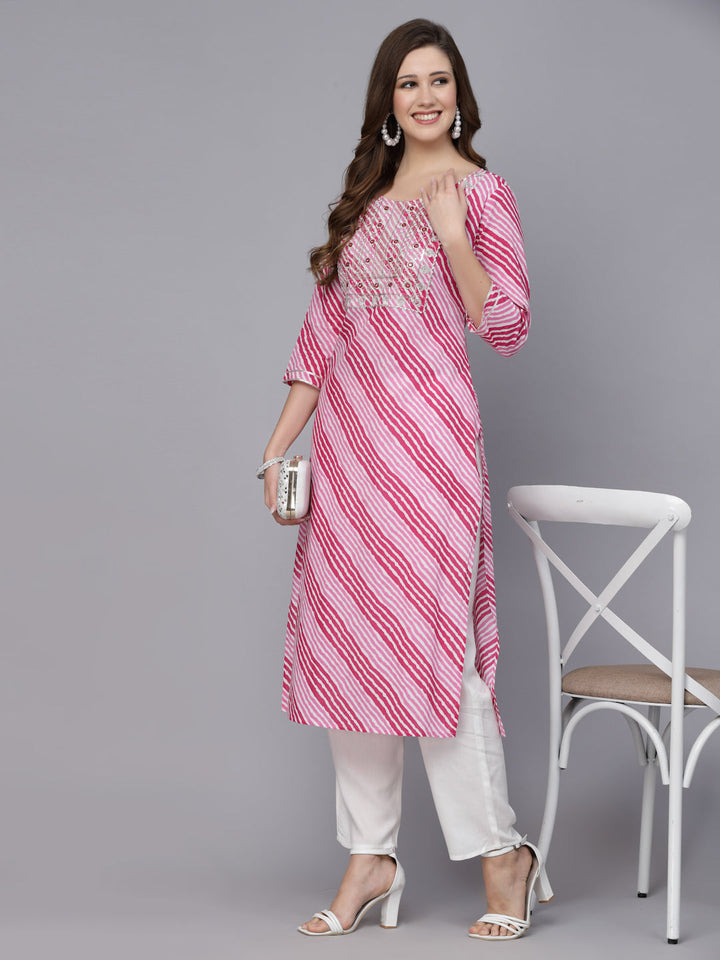 Lehriya Printed &amp; Embroidered Rayon Straight Kurta