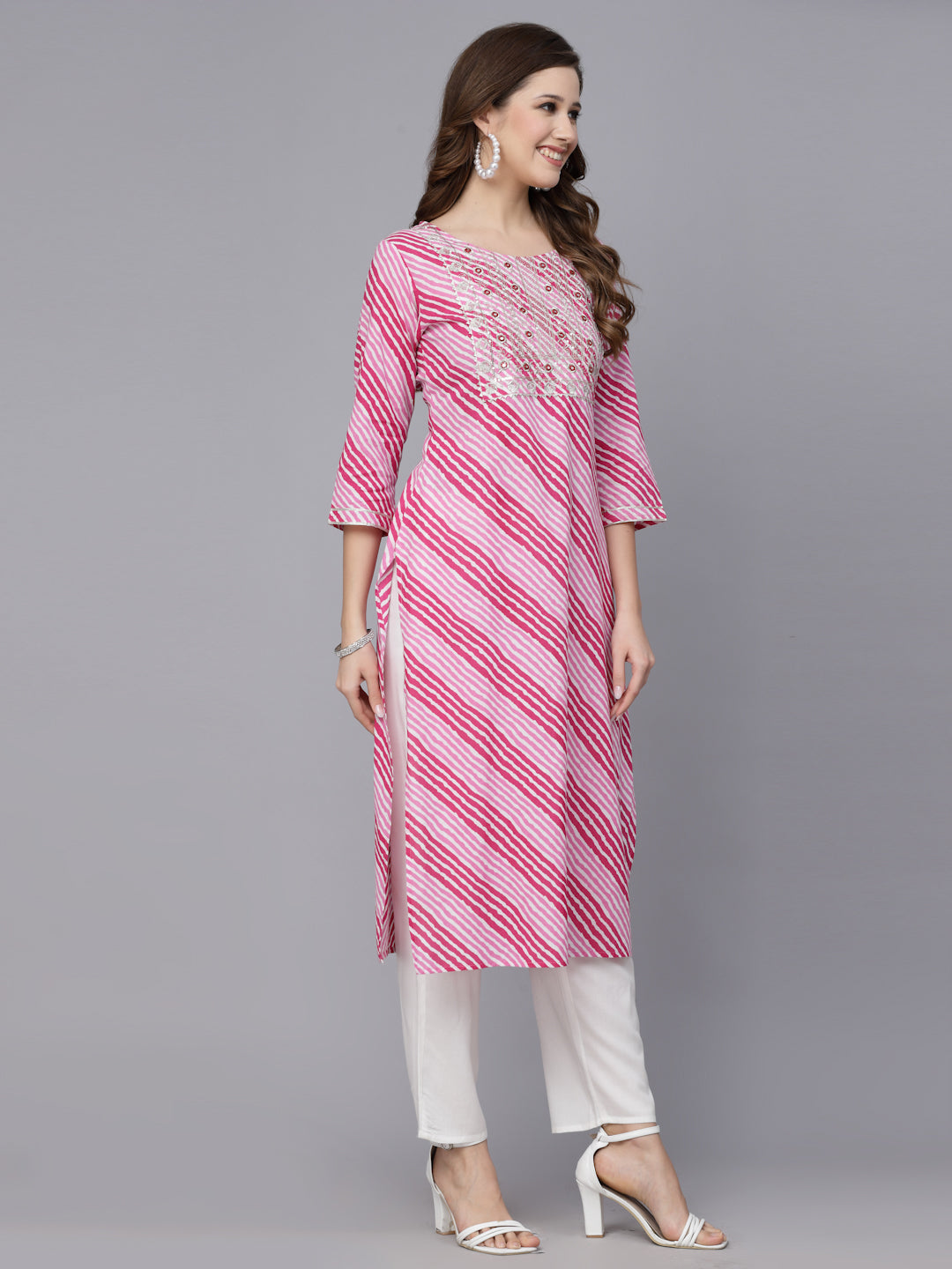 Lehriya Printed &amp; Embroidered Rayon Straight Kurta