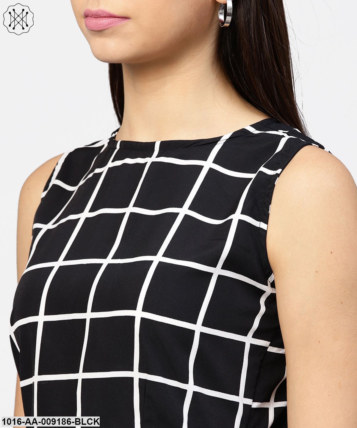 Black Check Boat Nect Crop Top With High Waisted Skirt