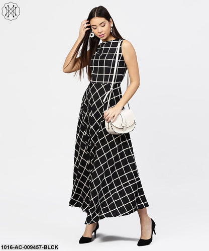 Black Check Sleeveless A-Line Maxi Dress With Slit On The Front
