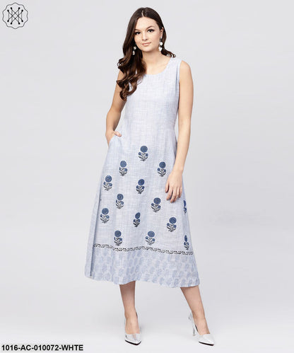 WhiteSleeveless A-Line Kurta With Round Neck