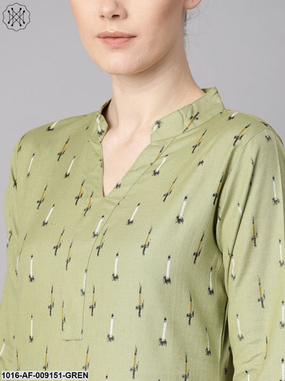 Green Ikat Printed 3/4Th Sleeve Kurta With Solid Black Pants