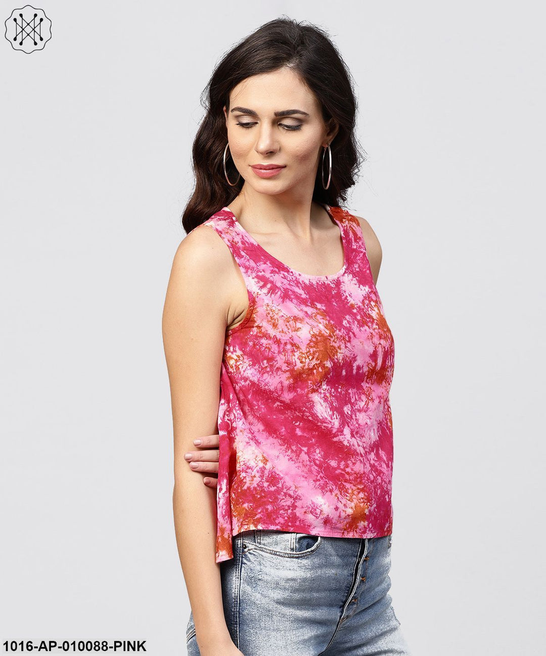 Pink Colored Sleeveless Top With Round Neck