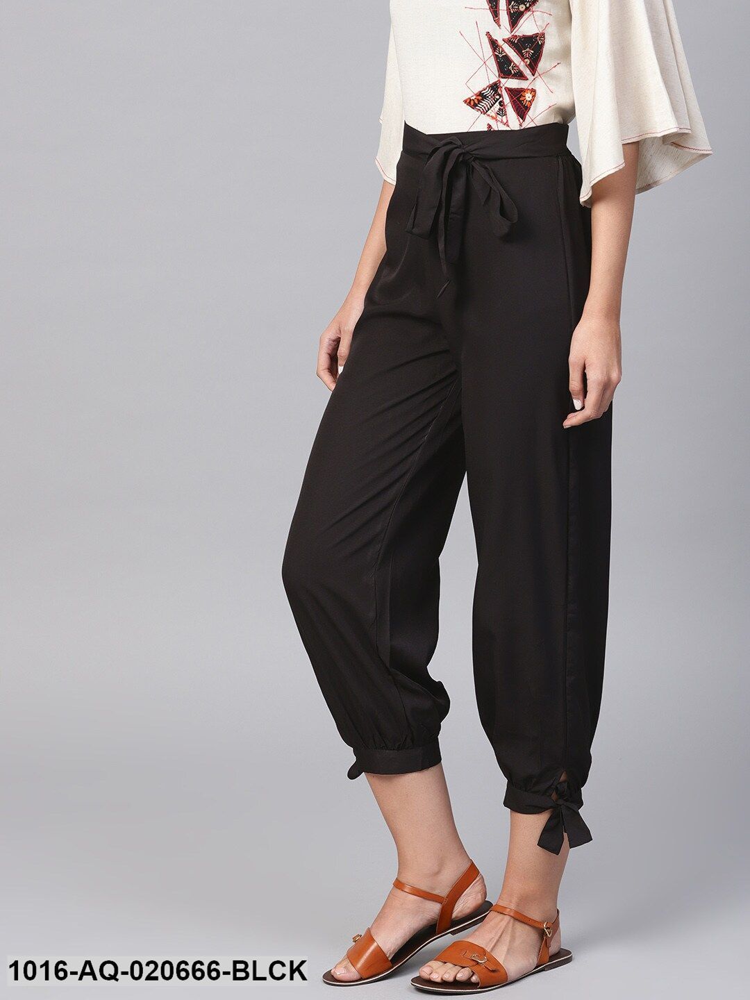 Black Solid Loose Fit Cropped Regular Trousers