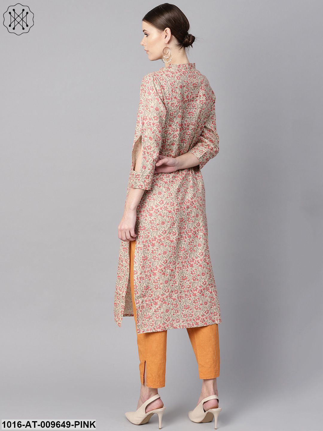 Floral Printed Straight Kurta With 3/4 Sleeves And Cut-Out Detailing