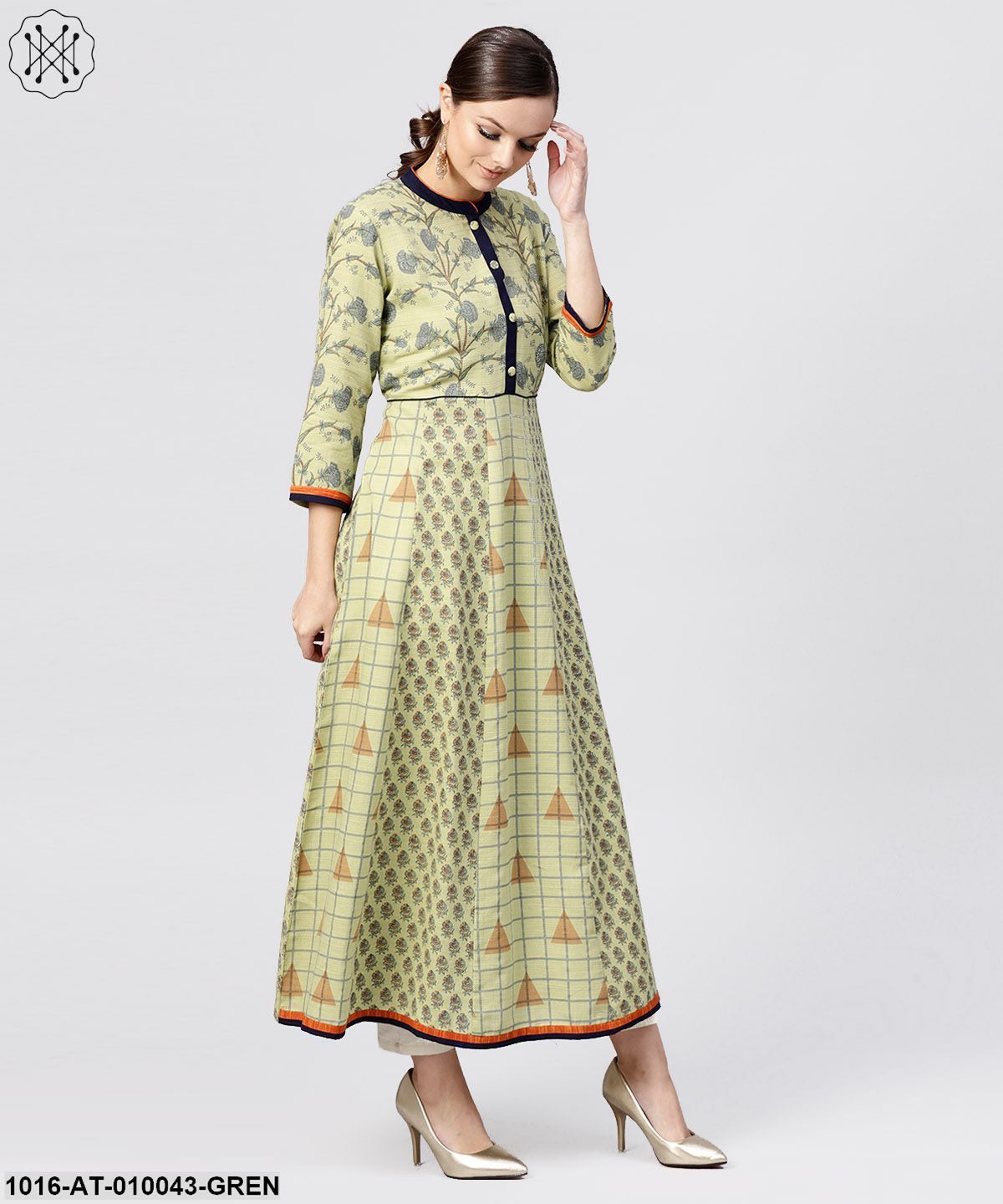 Pastel Green Printed Panelled Khari Kurta With Madarin Collar And Front Placket