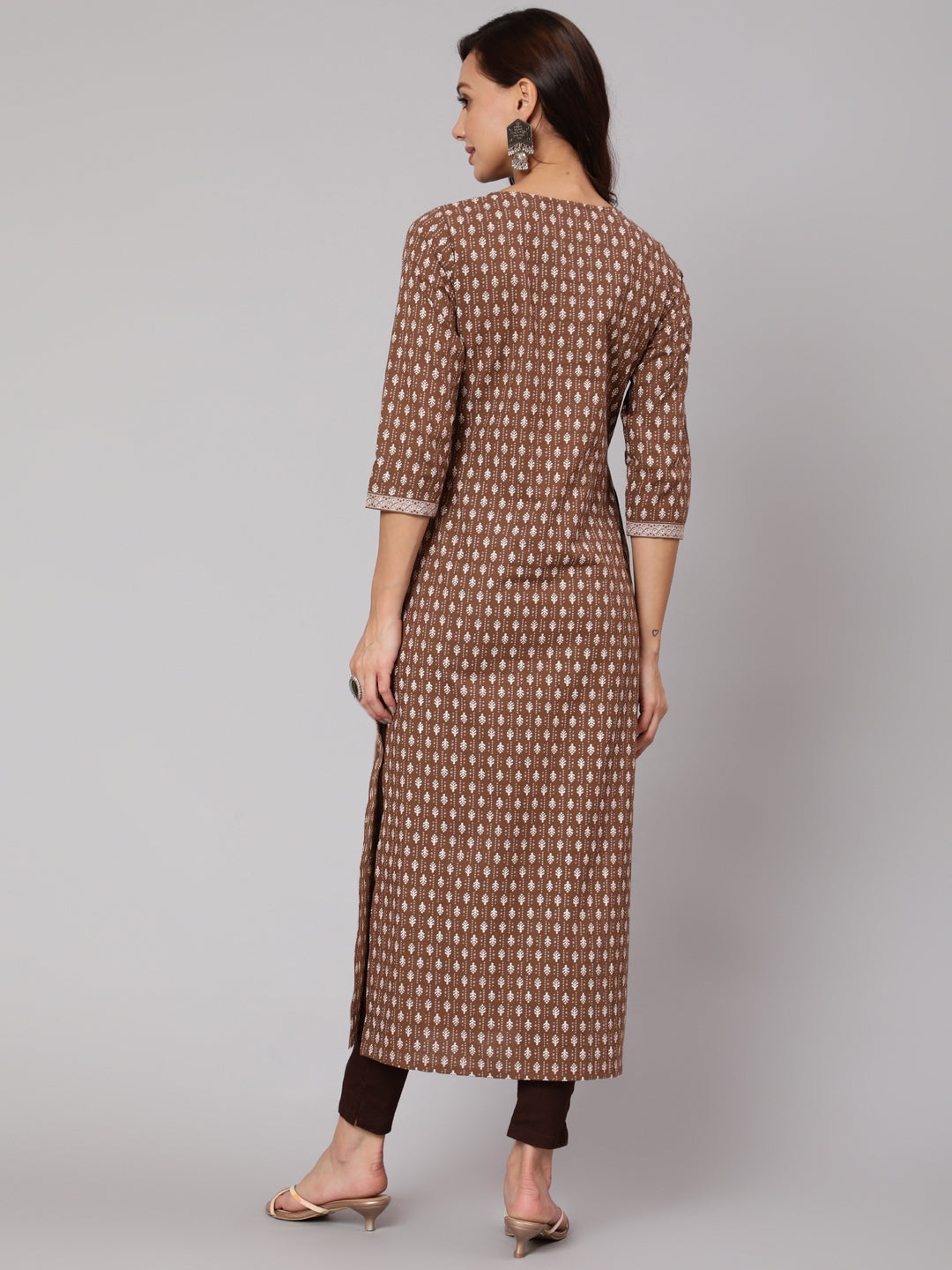 Brown Printed Straight kurta With Three Quarter Sleeves