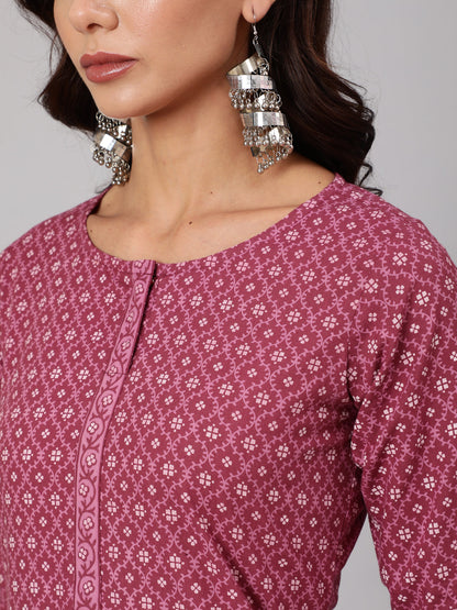 Mauve Printed Straight kurta With Three Quarter Sleeves