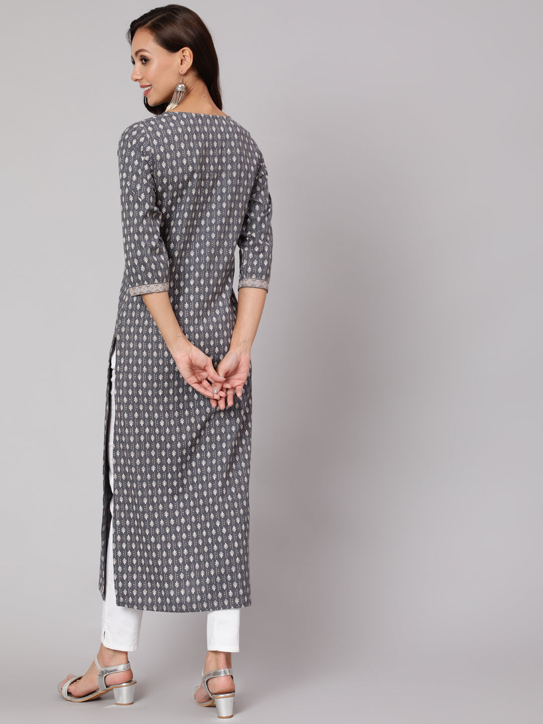Grey Printed Straight kurta With Three Quarter Sleeves