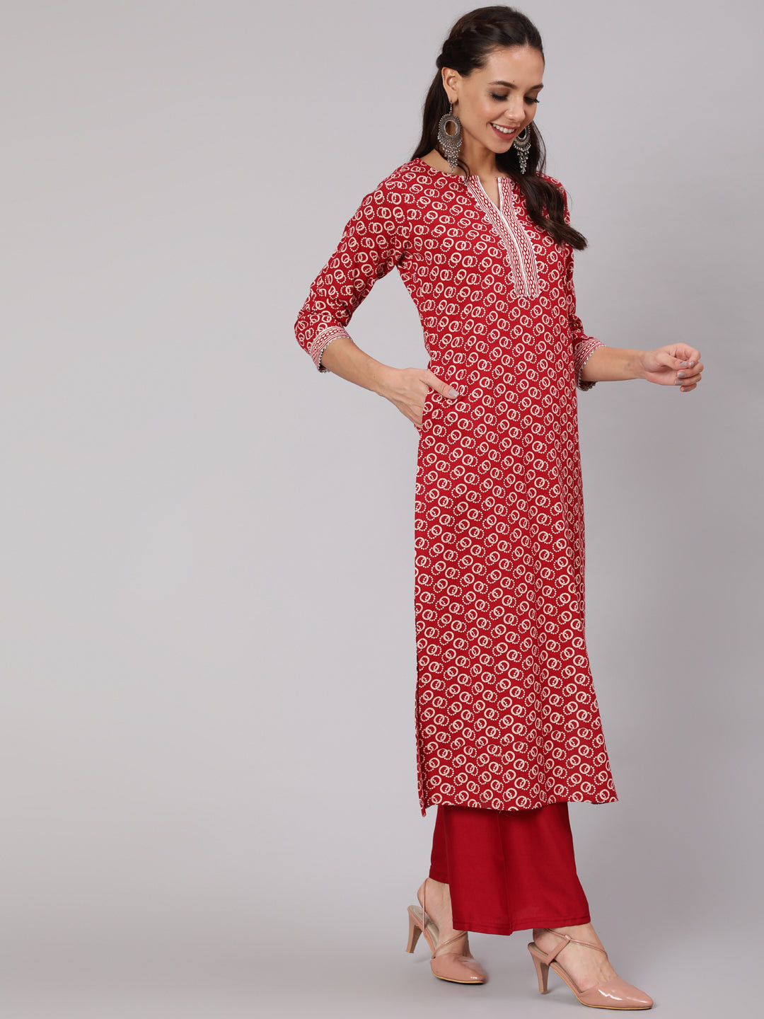 Red Geometric Printed Straight Kurta With Three Quarter Sleeves