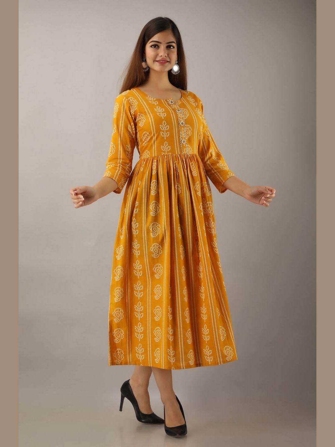 Women Cotton Printed Flared Kurta
