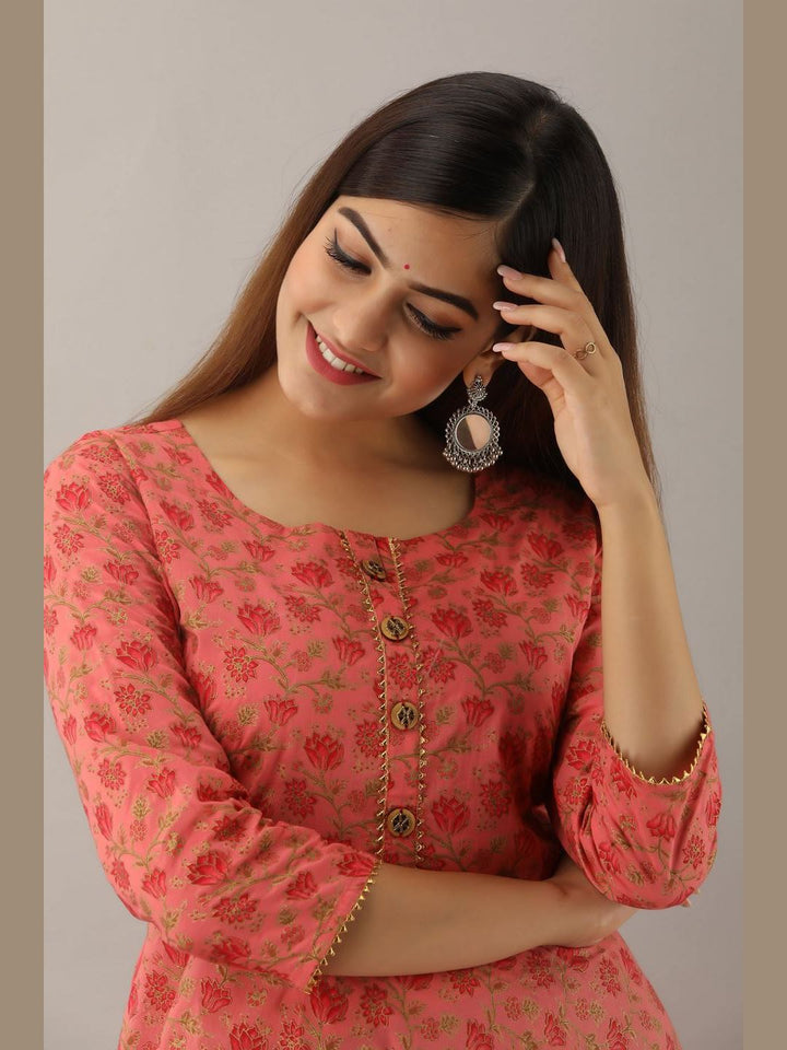 Women Cotton Printed Flared Kurta