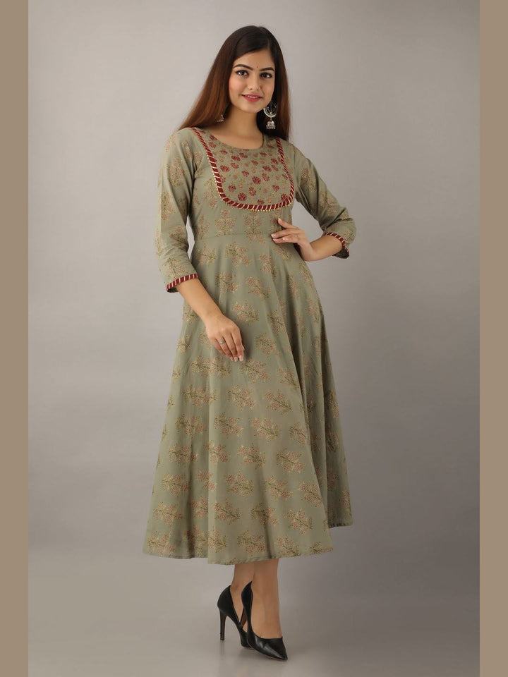 Women Cotton Printed Flared Kurta