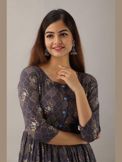 Women Rayon Printed Flared Kurta