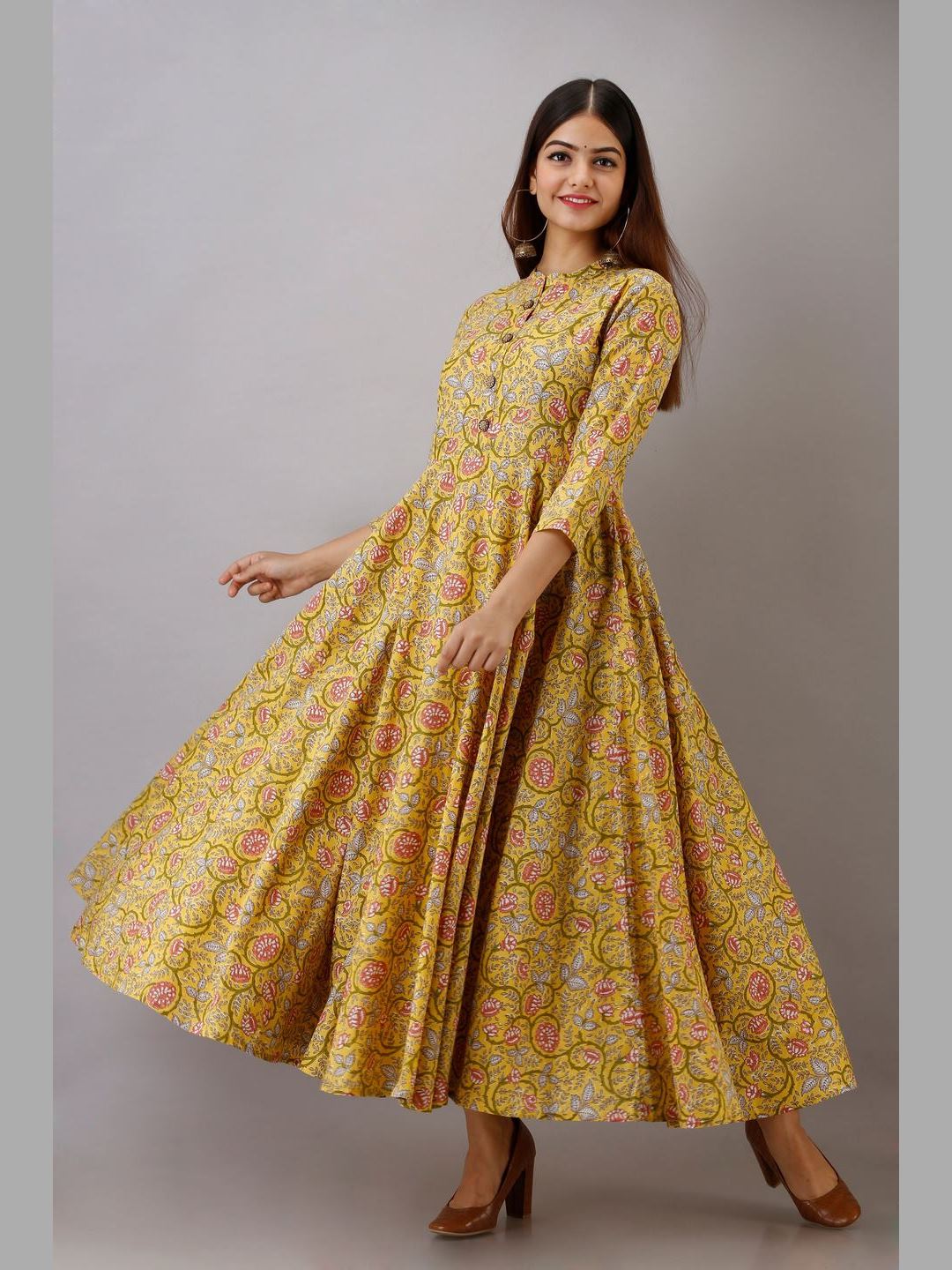 Women Cotton Printed Flared Kurta