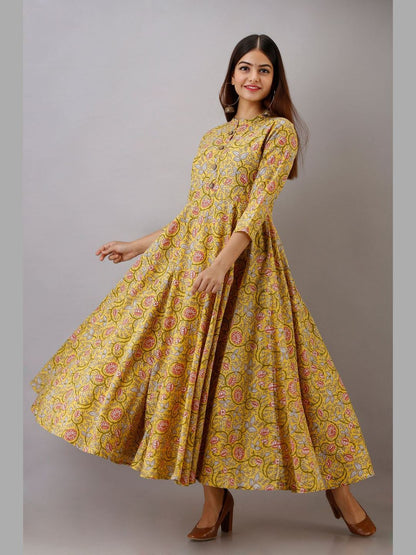 Women Cotton Printed Flared Kurta