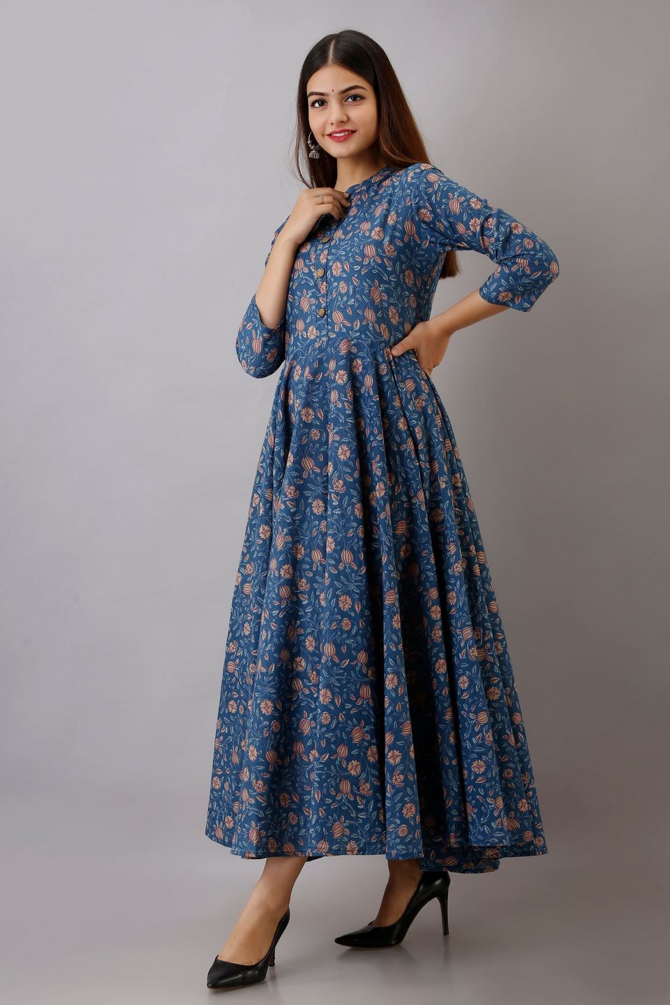 Women Cotton Printed Flared Kurta
