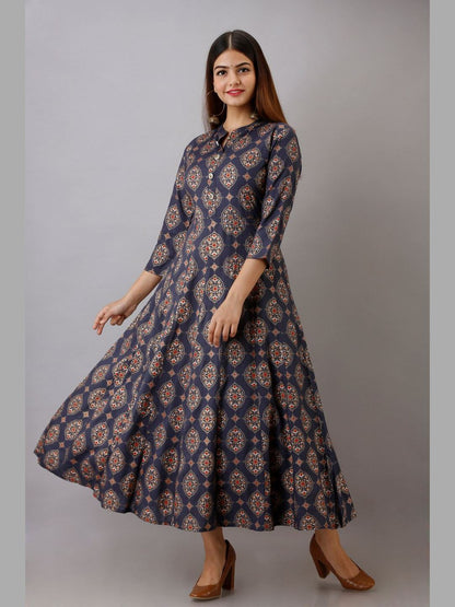 Women Rayon Printed Flared Kurta