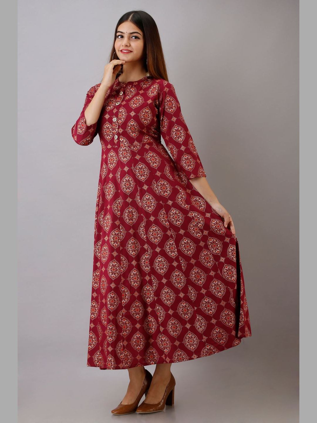 Women Rayon Printed Flared Kurta