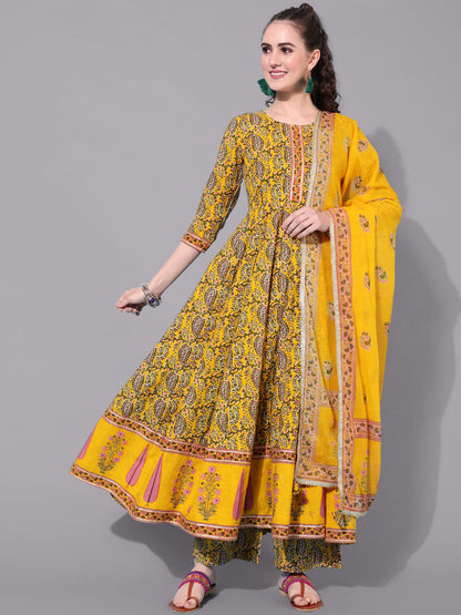 Cotton Printed Calf Length Flared 3/4 Sleeve Round Kurta Bottom Dupatta Set