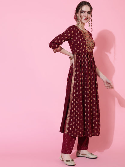 Rayon Printed Calf Length Semi-Flared 3/4 Sleeve Round Kurta Bottom Set