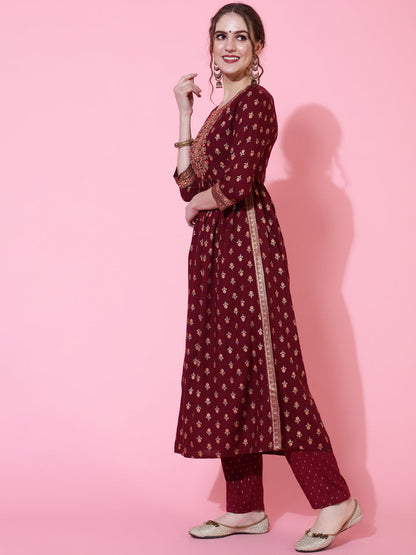 Rayon Printed Calf Length Semi-Flared 3/4 Sleeve Round Kurta Bottom Set