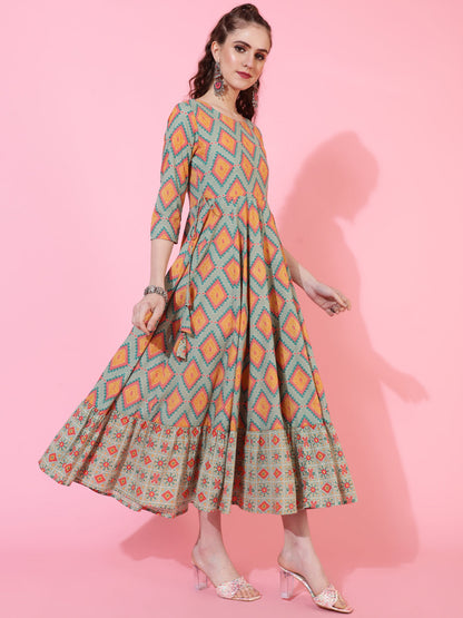 Cotton Calf Printed Flared 3/4 sleeves Round Neck Kurta