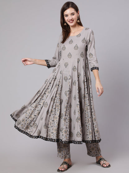 Rayon Calf Length Printed Flared 3/4 Sleeve Round Neck Kurta Bottom Set
