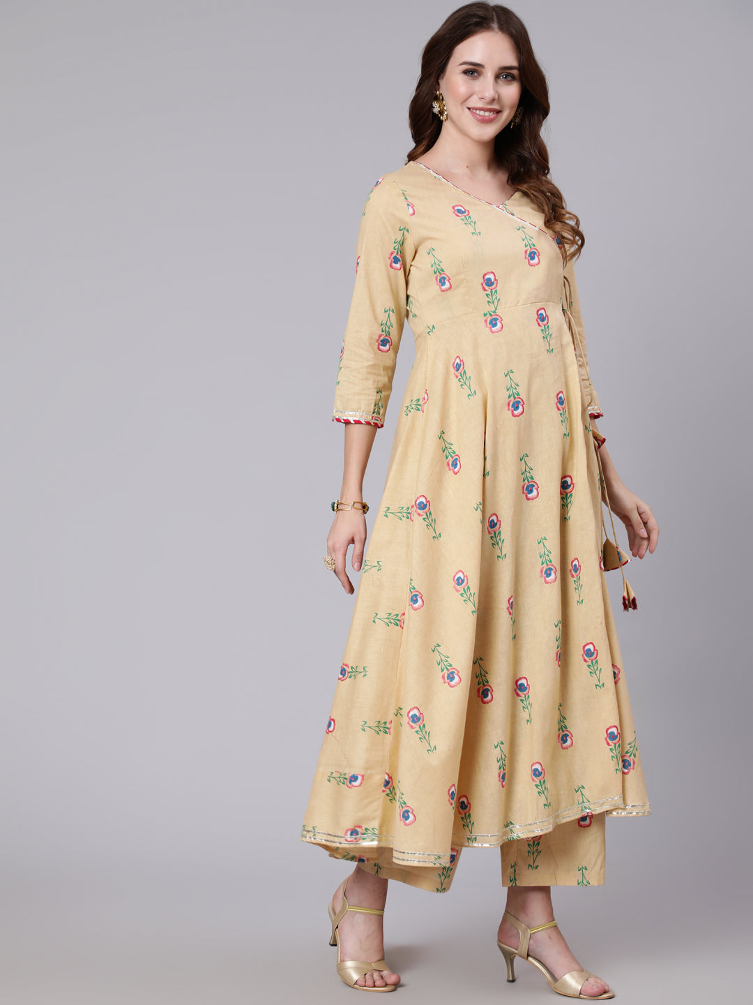 Cotton Calf Length Printed Flared 3/4 Sleeve V Neck Kurta Pant Set