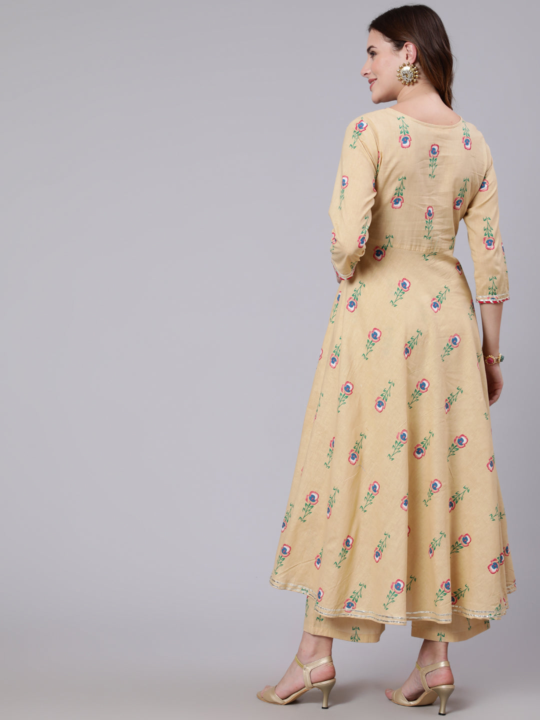 Cotton Calf Length Printed Flared 3/4 Sleeve V Neck Kurta Pant Set