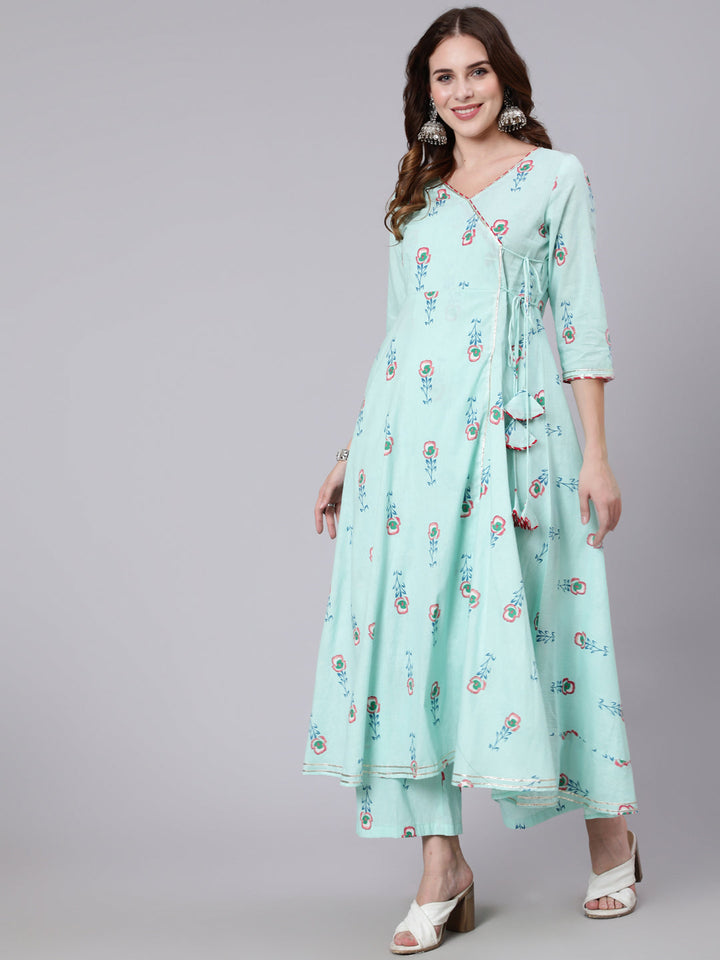 Cotton Calf Length Printed Flared 3/4 Sleeve V Neck Kurta Pant Set