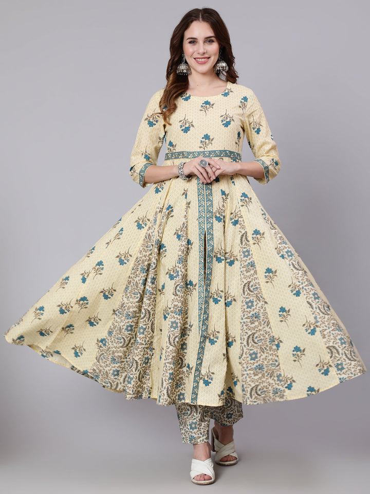 Cotton Calf Length Printed Flared 3/4 Sleeve Round Neck Kurta Pant Set