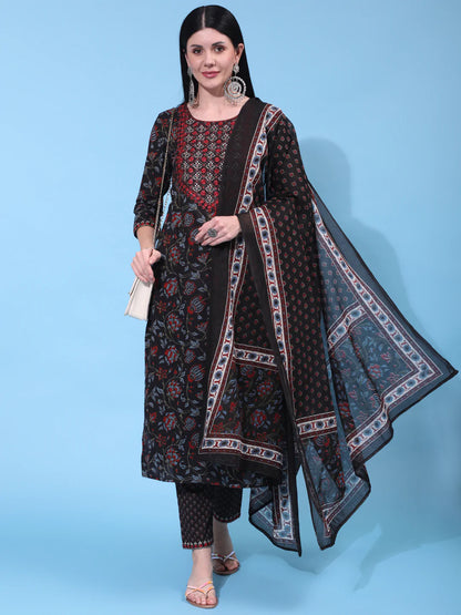 Cotton Calf Length Printed Straight 3/4 Sleeve Round Neck Kurta Bottom Dupatta Set