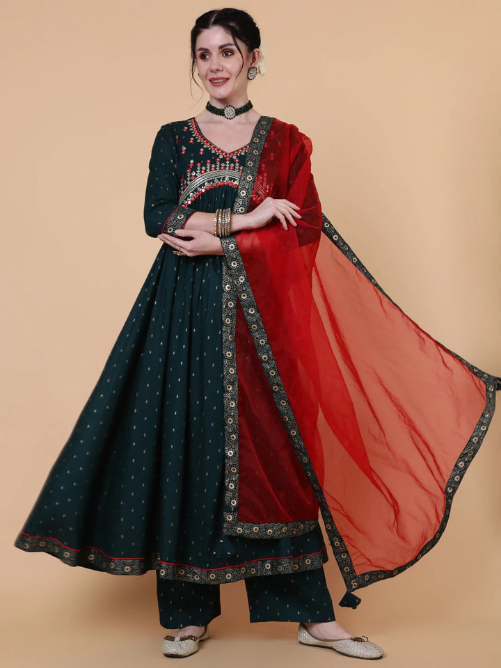 Rayon Calf Length Semi Flared 3/4 Sleeve Printed V-Neck Kurta Bottom Dupatta Set